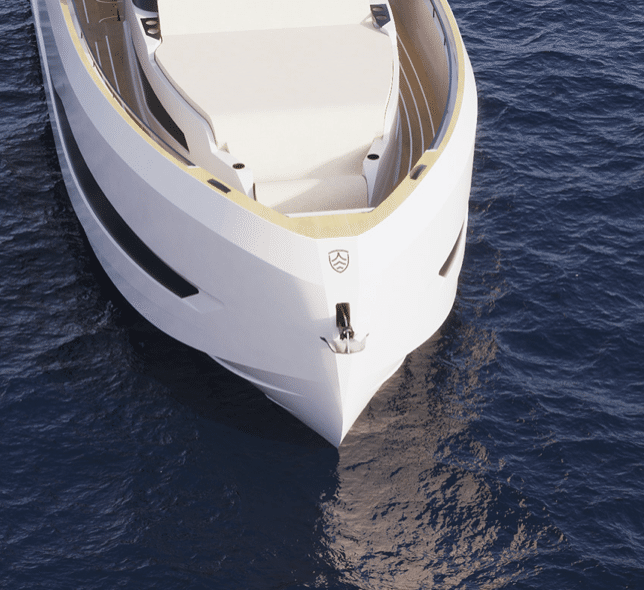 Aerodynamic bow. Design that defies conventions.